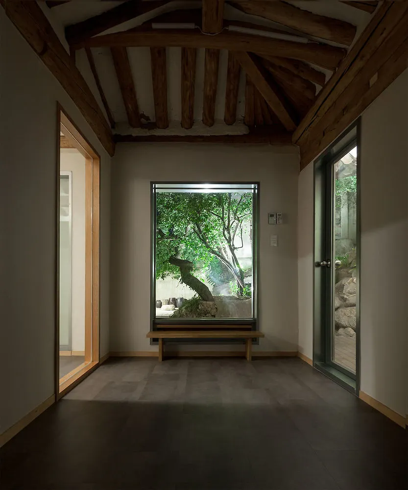 Side Hanok Residence Seoul 2*,