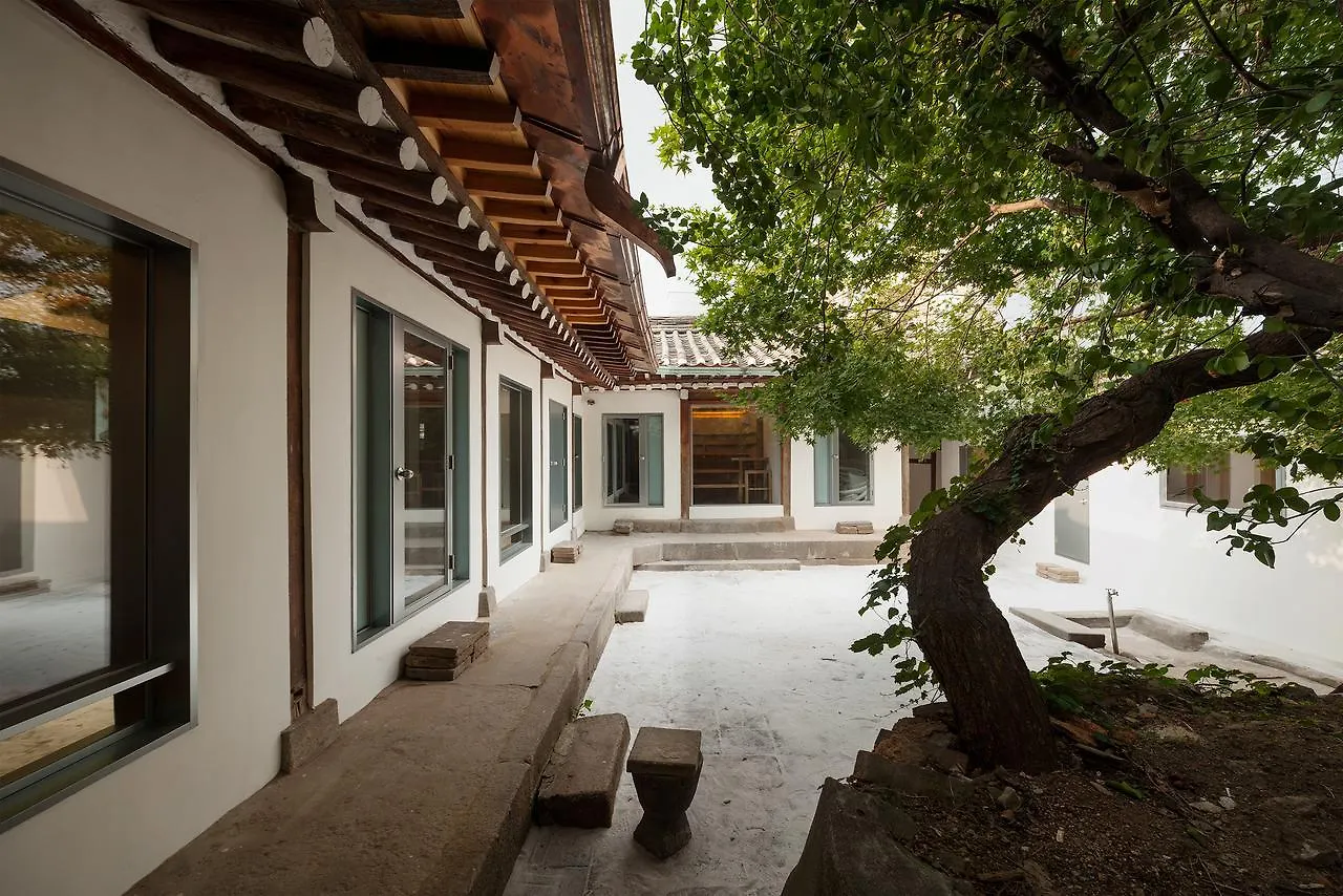 Hotel Side Hanok Residence Seoul