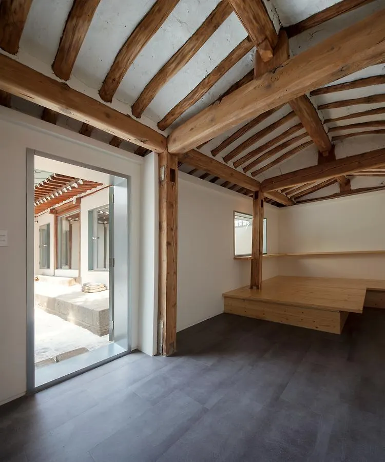 Side Hanok Residence Seoul Hotel