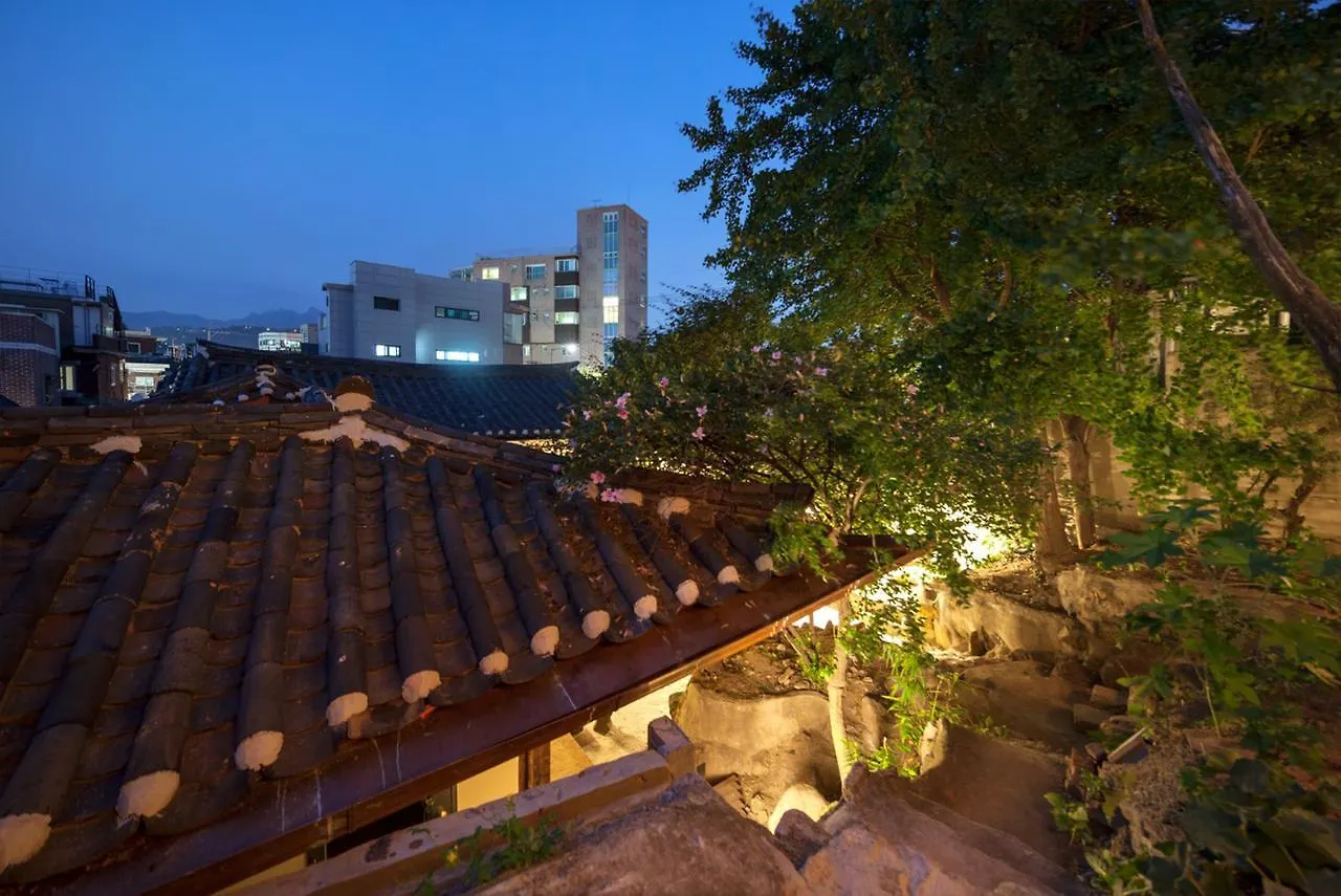 Side Hanok Residence Seoul South Korea