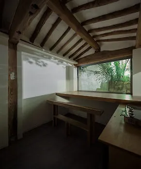 Side Hanok Residence Seoul South Korea
