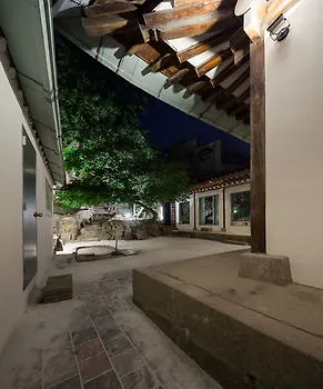Side Hanok Residence Seoul 2*,  South Korea